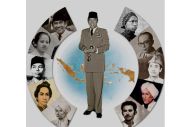 10 Pahlawan Nasional...