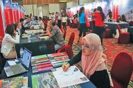 Melanjutkan Studi ke...