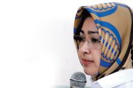 Airin Ditanya Pengaturan...