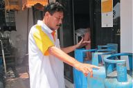 Harga Turun, Penjualan...