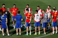 Skuat Spanyol Paling...