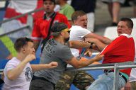 Pasca Laga, Suporter...