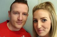 Romantis! Suporter Wales...