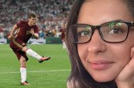 Penyerang Rusia Ditawari...