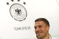 Podolski Sebut Bodoh...