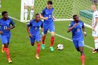 Prancis Pesta Gol di...