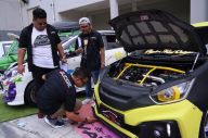Tiga Kontes Modifikasi...