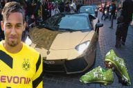 Aubameyang, Bukan Pemain...