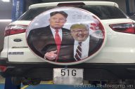 Kim Jong Un dan Donald...