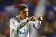 Sergio Ramos, Bek Pertama...