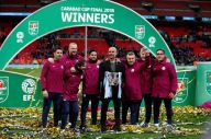 Guardiola Tiga Klub,...