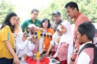 Peduli Pendidikan, Hero...