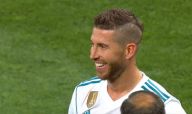 Ramos Tersenyum ketika...