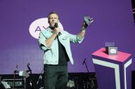 Axis Luncurkan Hyphone,...