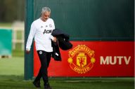 Mourinho Diminta Gunakan...