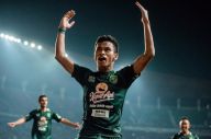 Osvaldo Haay Hat-trick,...