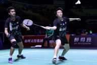 Owi/Butet Puas Usai...