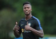 Keita Siap Jadi Batu...