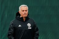 The Special One Menunggu...