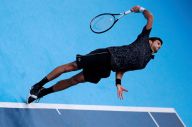 Novak Djokovic Patahkan...