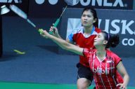 Jauza/Yulfira Kalah,...