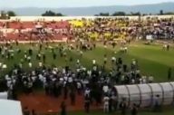 Rusuh, Laga PS TIRA...