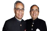 Dua Bersaudra Sri-Gopi...