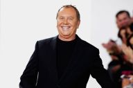 Michael Kors Ubah Butik...