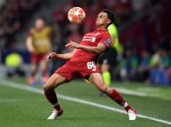 Bek Sayap Liverpool...