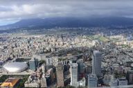 Mengagumi Kota Taipei...