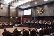 Kado Istimewa dari MK