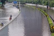 Banjir Gerus Bisnis...