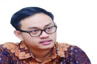 Berlabuh di Tengah Ekonomi...