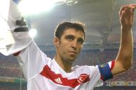 Nasib Tragis Hakan Sukur,...