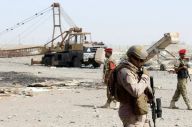 Houthi Serang Kamp Pelatihan...
