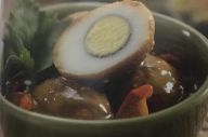 Telur Dipadu Sambal...