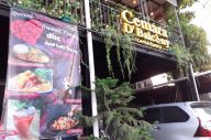 Nongkrong di Cemara...