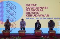 Politisi Golkar Nilai...