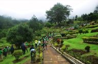 Menikmati Wisata Candi...