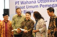 Industri Automotif Kurang...