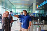 XL Axiata Perketat Aturan...