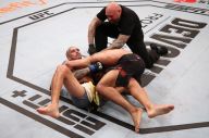 Charles Oliveira Catat...
