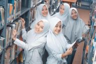 Daur Ulang Karya Melly...