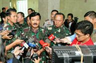 Panglima TNI Mutasi...