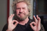Sammy Hagar Minta Masyarakat...