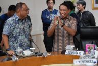 Menpora Belum Putuskan...
