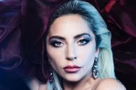Lady Gaga Habiskan Hari...