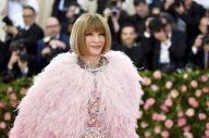 Anna Wintour Bantu Komunitas...