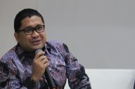 Sri Mulyani Lantik Febrio...