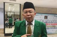 Bubarkan Kerumunan,...